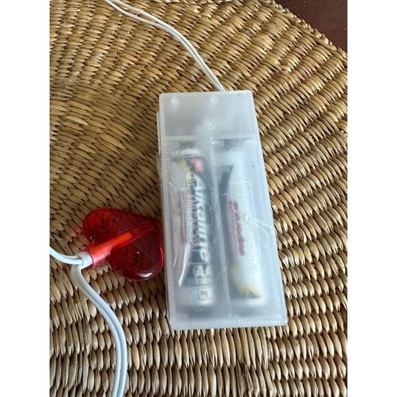Small battery operated heart lights - Picture 5 of 7